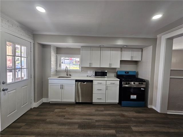 147 Lea St, Munhall, PA 15120