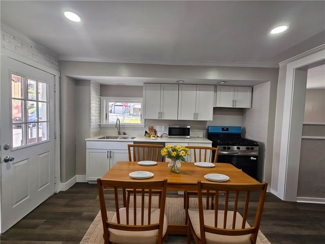 147 Lea St, Munhall, PA 15120