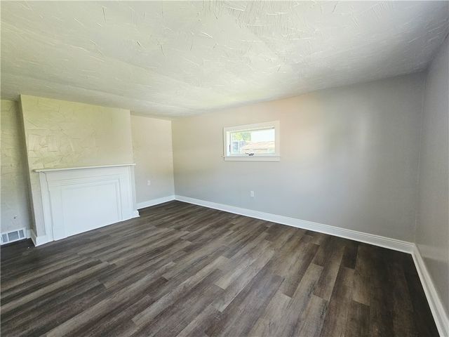 147 Lea St, Munhall, PA 15120