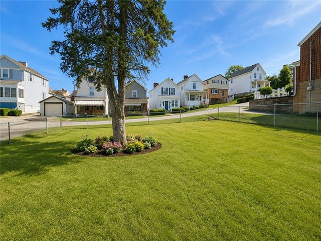147 Lea St, Munhall, PA 15120