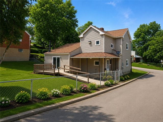 147 Lea St, Munhall, PA 15120