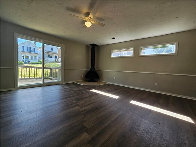 147 Lea St, Munhall, PA 15120