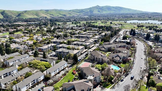 1007 Vardin Terrace, Fremont, CA 94536