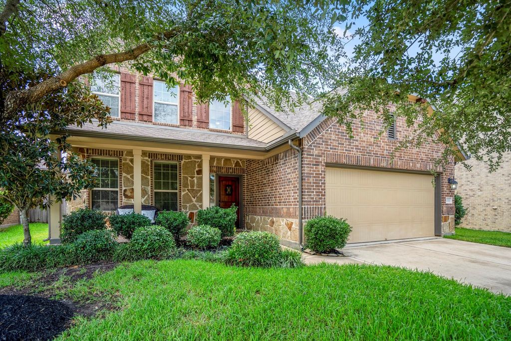 10111 Redgrove Falls Court, Cypress, TX 77433