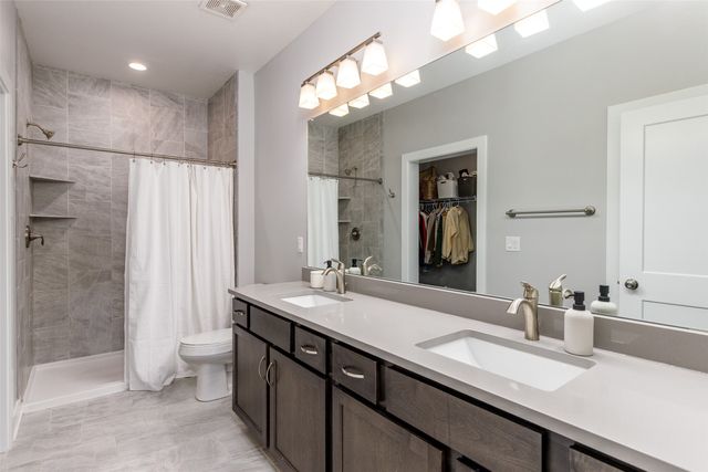 5808 Allerton Drive, Ames, IA 50014