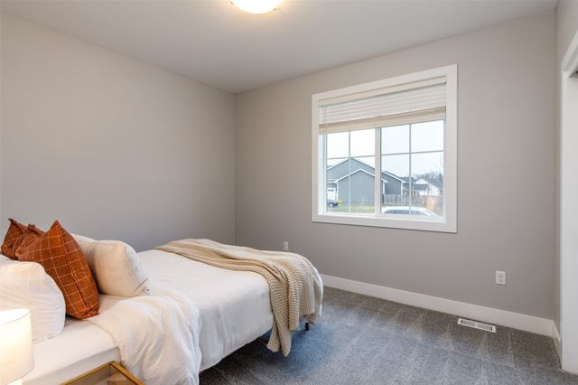 5808 Allerton Drive, Ames, IA 50014