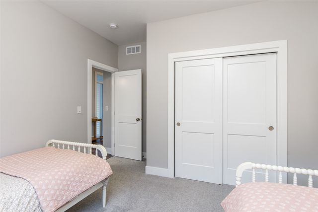 5808 Allerton Drive, Ames, IA 50014