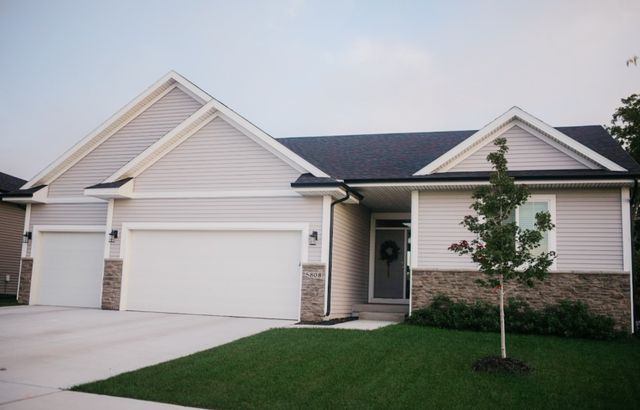 5808 Allerton Drive, Ames, IA 50014