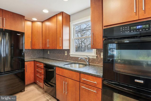 737 HOWARD RD, Baltimore, MD 21208