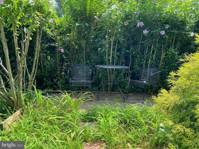 737 HOWARD RD, Baltimore, MD 21208