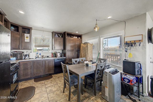 7807 E MAIN Street H-25, Mesa, AZ 85207