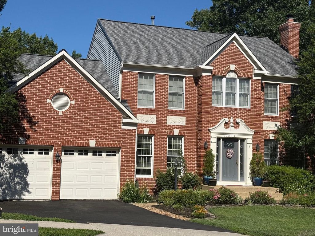 11835 TROIKA CT, Woodbridge, VA 22192