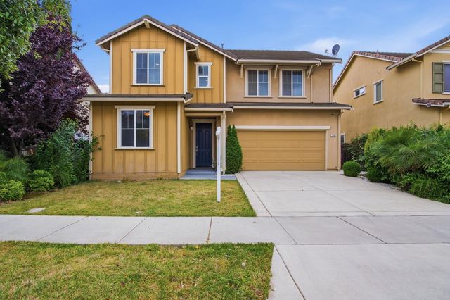 1084 Navigator Dr, Lathrop, CA 95330