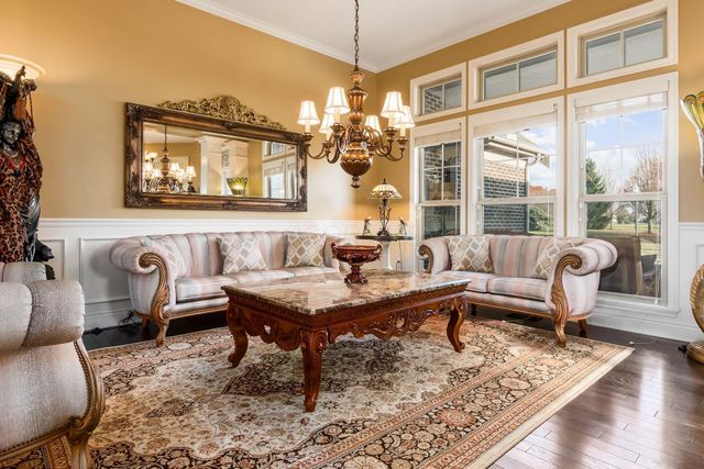 886 Ballater Drive, Delaware, OH 43015