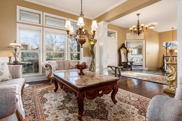 886 Ballater Drive, Delaware, OH 43015