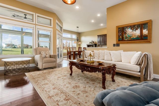 886 Ballater Drive, Delaware, OH 43015