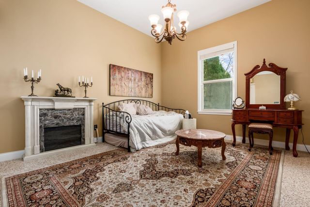 886 Ballater Drive, Delaware, OH 43015