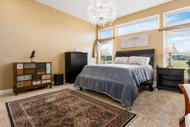 886 Ballater Drive, Delaware, OH 43015