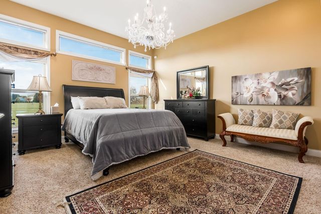 886 Ballater Drive, Delaware, OH 43015