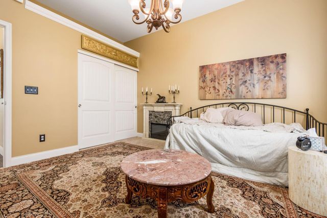 886 Ballater Drive, Delaware, OH 43015