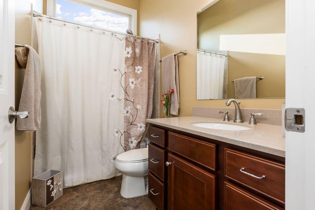 886 Ballater Drive, Delaware, OH 43015