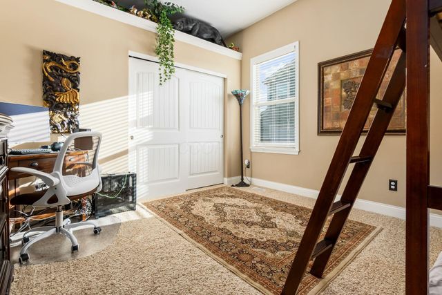 886 Ballater Drive, Delaware, OH 43015