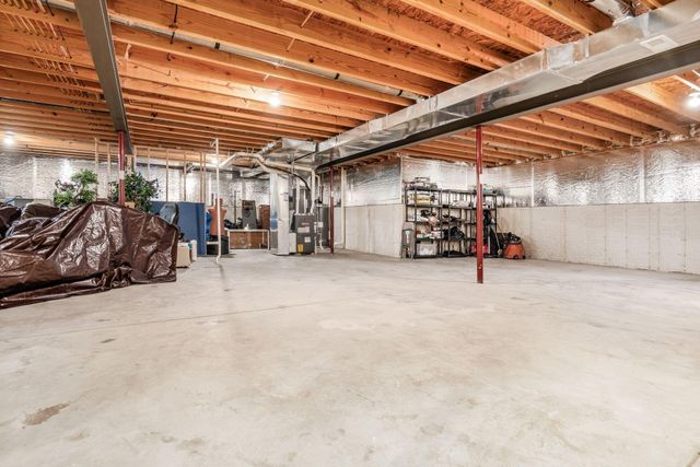 886 Ballater Drive, Delaware, OH 43015