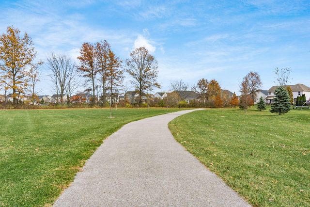 886 Ballater Drive, Delaware, OH 43015