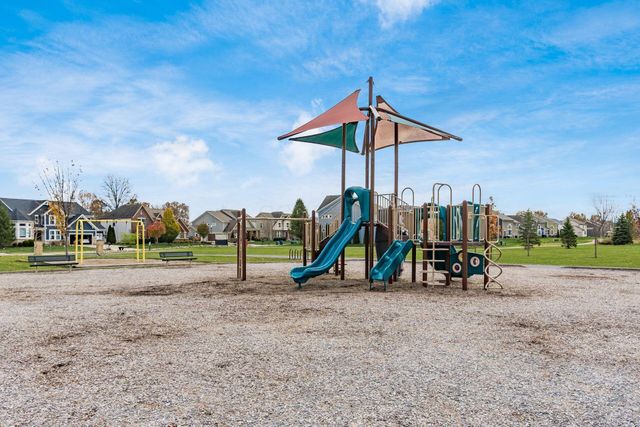 886 Ballater Drive, Delaware, OH 43015