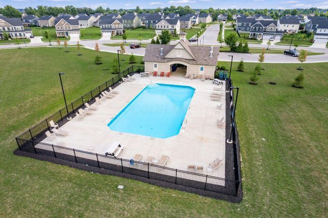 886 Ballater Drive, Delaware, OH 43015