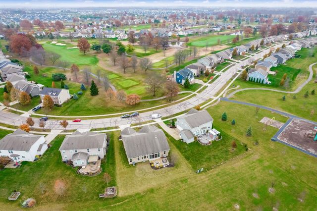 886 Ballater Drive, Delaware, OH 43015