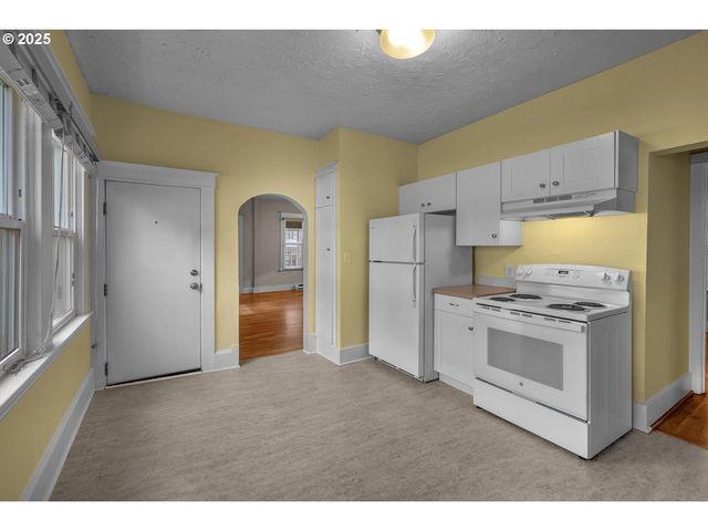 4743 N ALBINA Ave, Portland, OR 97217