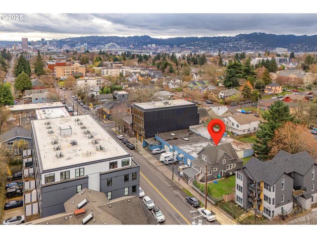 4743 N ALBINA Ave, Portland, OR 97217