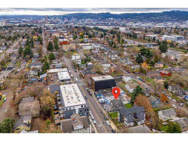 4743 N ALBINA Ave, Portland, OR 97217