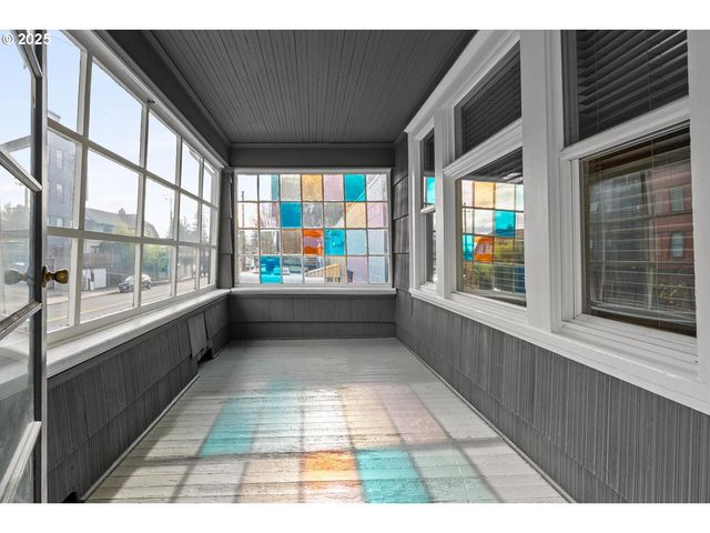 4743 N ALBINA Ave, Portland, OR 97217