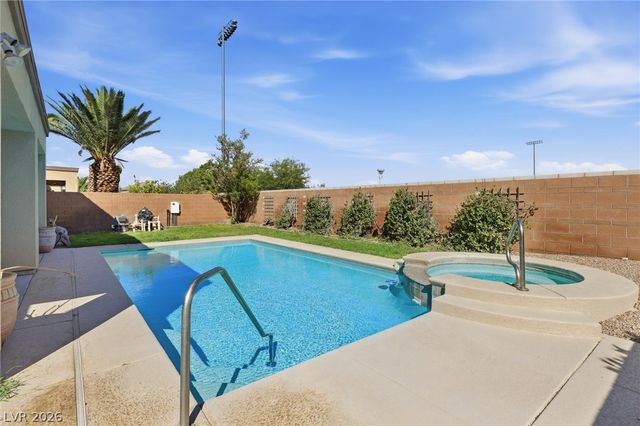 3817 Cackling Goose Drive, North Las Vegas, NV 89084