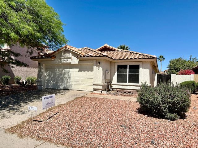 2914 E Woodland Drive, Phoenix, AZ 85048