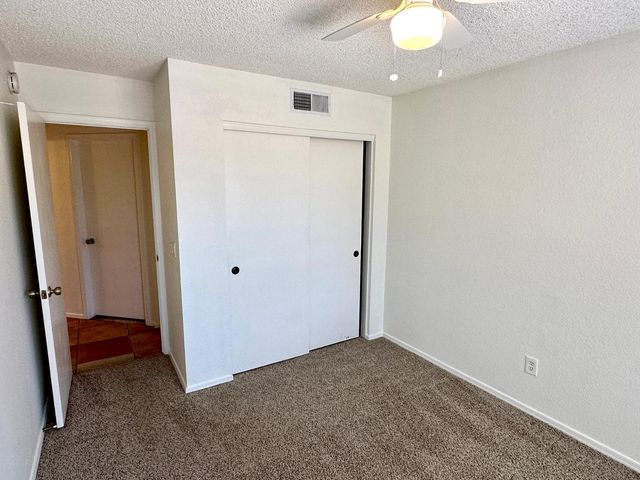 2914 E Woodland Drive, Phoenix, AZ 85048