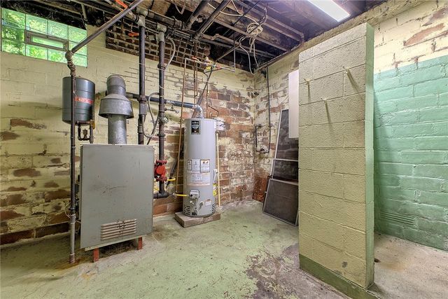 210 Tremont Ave, City Of Greensburg, PA 15601
