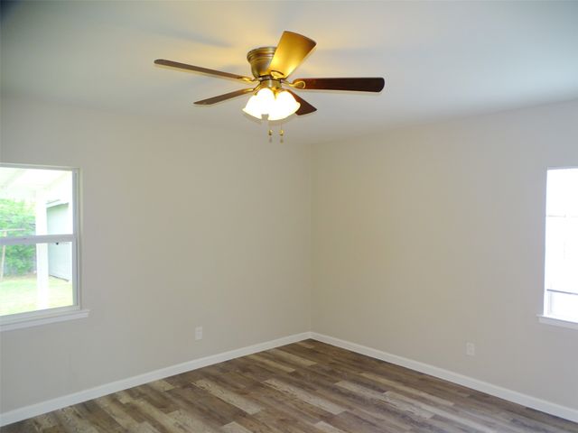 202 E Cober Drive, Grand Prairie, TX 75051