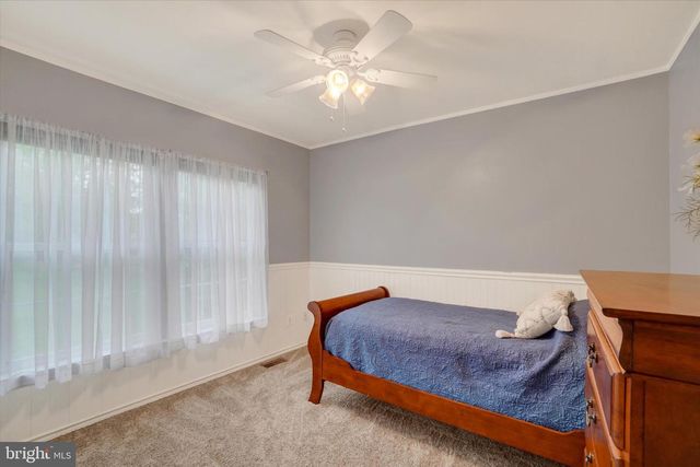 125 OUTBACK DR, Hanover, PA 17331