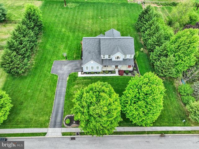 125 OUTBACK DR, Hanover, PA 17331