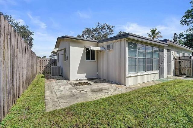 9456 SW 51 Street, Cooper City, FL 33328