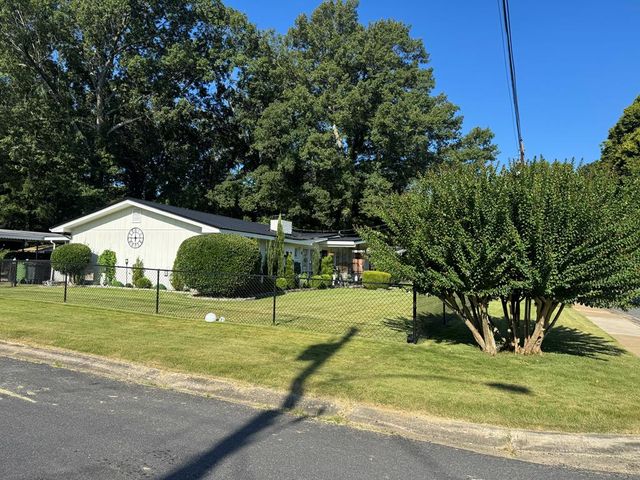 2440 Walker Street, Columbus, GA 31903