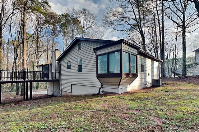 355 Ridgemont Drive, Lawrenceville, GA 30046