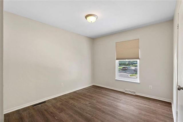 1608 E 151st Terrace, Olathe, KS 66062