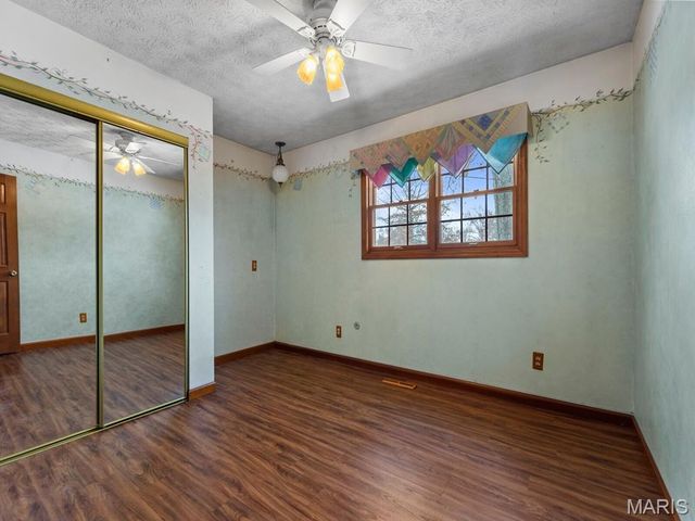 226 S 9th Street, East Alton, IL 62024