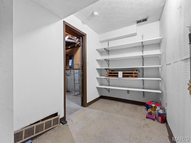 226 S 9th Street, East Alton, IL 62024