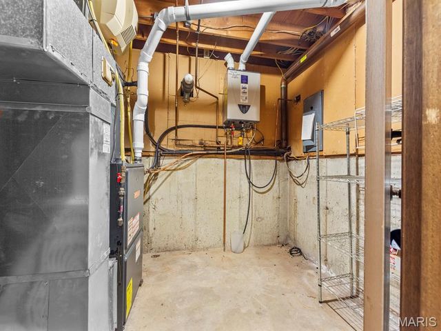 226 S 9th Street, East Alton, IL 62024