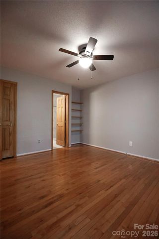 5516 Brookwood Lane, Hickory, NC 28602